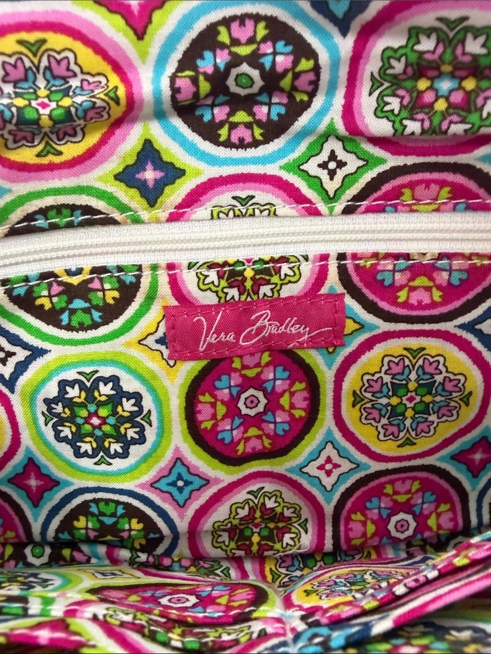 Vera Bradley Paisley Floral Trifold Wallet Wristlet White Pink OS